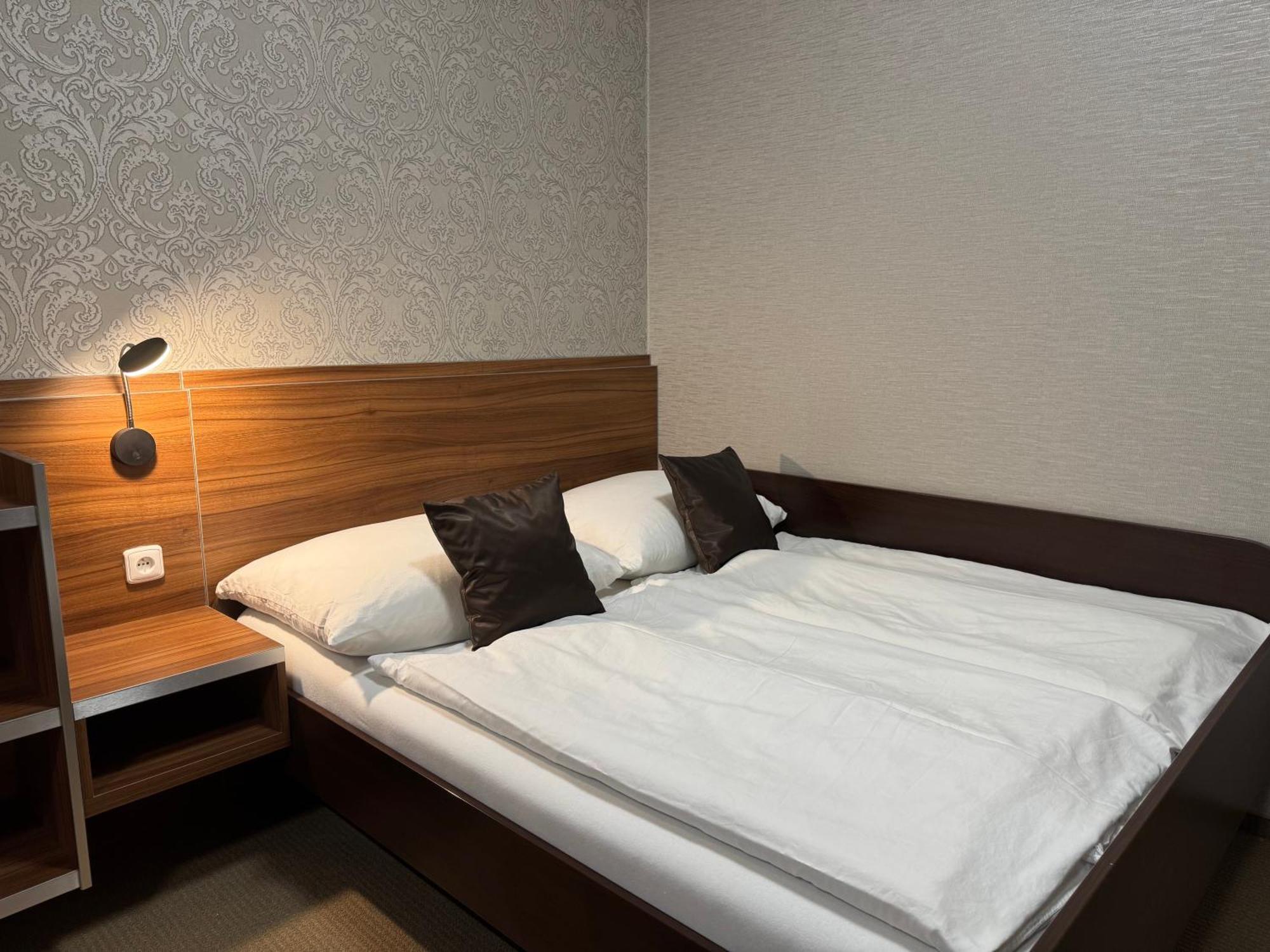 Apartman Bila Hora - Roudna Plzeň Exteriör bild