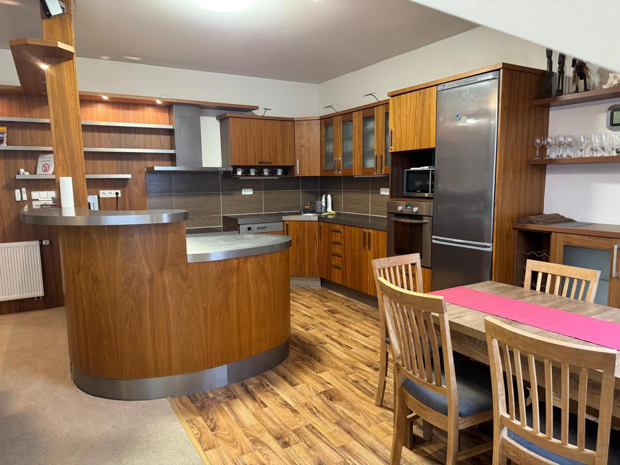 Apartman Bila Hora - Roudna Plzeň Exteriör bild