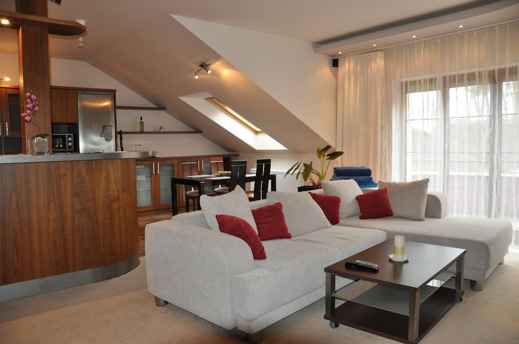 Apartman Bila Hora - Roudna Plzeň Exteriör bild